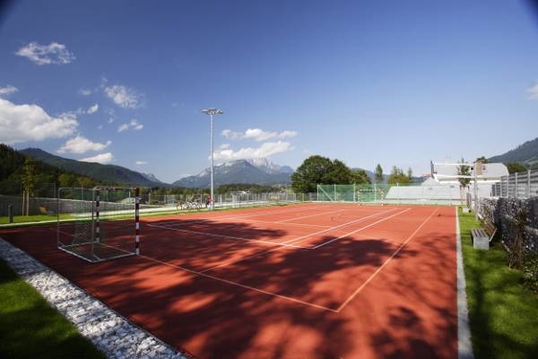 Photo: Multifunktionssportplatz Haus Hohenwart